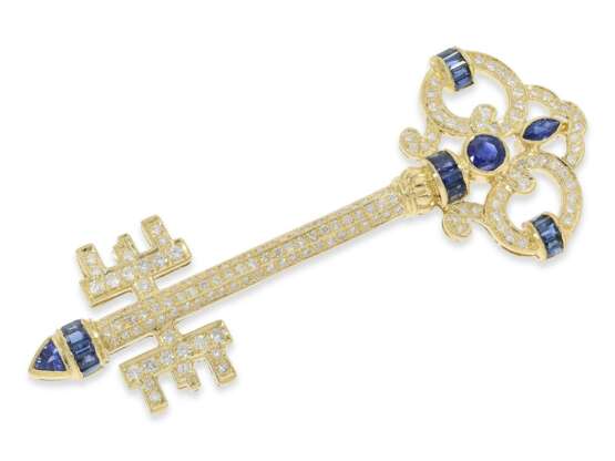 Brosche: hochdekorative "Schlüssel"-Brosche mit Edelsteinbesatz von insgesamt ca. 3,62ct - Foto 1