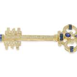 Brosche: hochdekorative "Schlüssel"-Brosche mit Edelsteinbesatz von insgesamt ca. 3,62ct - Foto 2