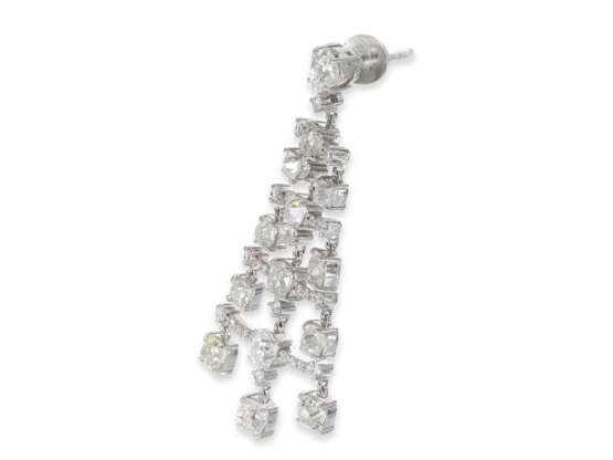 Ohrschmuck: neuwertige filigrane Ohrhänger mit Diamanten, insgesamt ca. 2,17ct, 18K Weißgold - Foto 3