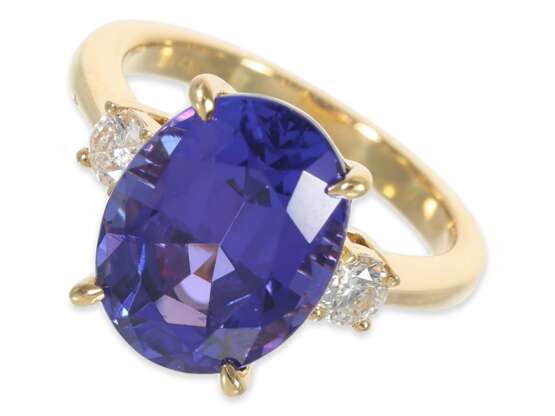 Ring: sehr schöner neuwertigter Brillantring mit einem Tansanit von 7,83ct, 18K Gold, mit IGI-Report - Foto 1