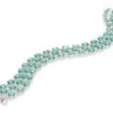 Armband: sehr schönes neuwertiges Smaragdarmband mit Brillanten, insgesamt ca. 24,66ct, 18K Gold - Foto 3