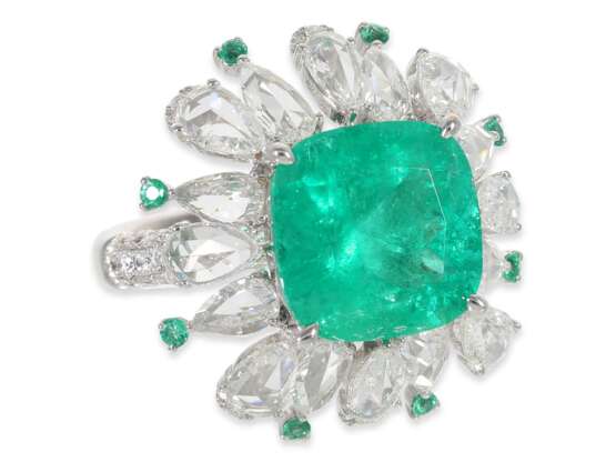 Ring:exquisiter, ungetragener und ehemals sehr teurer Smaragd/Diamantring, kolumbianischer Smaragd von 7,38ct, IGI-Expertise - Foto 2