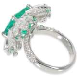 Ring:exquisiter, ungetragener und ehemals sehr teurer Smaragd/Diamantring, kolumbianischer Smaragd von 7,38ct, IGI-Expertise - Foto 6
