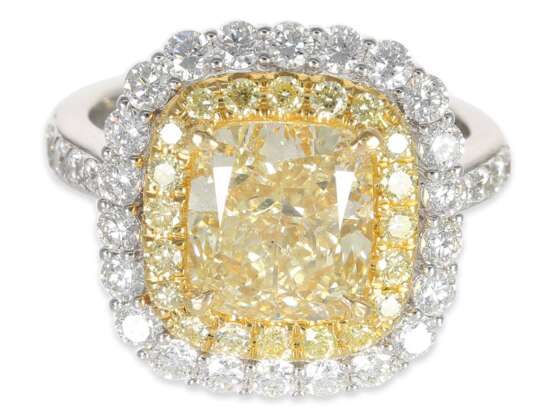 Ring: neuwertiger, sehr wertvoller Brillantring mit gelbem Diamanten von ca. 3,01ct, 18K Gold - Foto 5