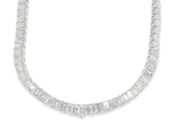 Kette/Collier: äußerst wertvolles luxuriöses Diamantcollier mit Diamanten von insgesamt 72,84ct, mit aktuellem IGI-Report - photo 1