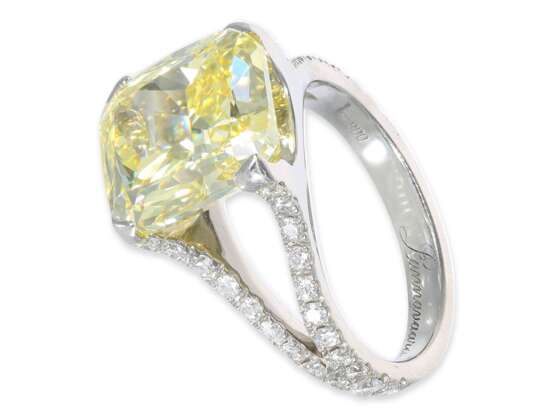 Ring: exquisiter und äußerst wertvoller Platinring mit gelbem Fancy Intense "Canary" Diamant von 7,77ct, GIA Fancy Intense Yellow/VVS - photo 4