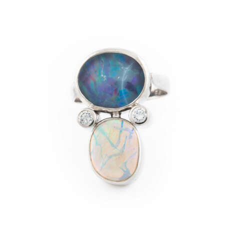 OPAL-RING MIT BRILLANTBESATZ 'KATZLER' - photo 1