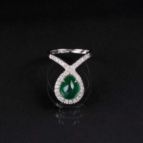Moderner Smaragd-Brillant-Ring. - Foto 1