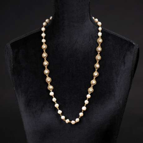 Chanel. Faux Pearls Kette mit Kristallen. - фото 1