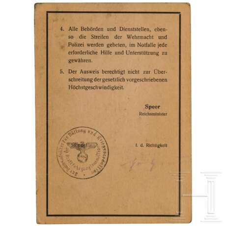 Albert Speer - Ausweis für ein Versuchsfahrzeug Nr. 42, Schreiben an den Gauleiter von Schlesien Karl Hanke sowie Fernschreiben vom SS-Obergruppenführer Frank, 1945 - Foto 3