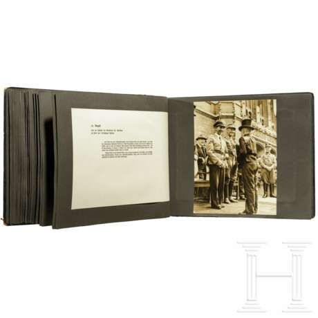 Geschenk-Fotoalbum der Partei 1937 mit 56 großformatigen Fotos und Textblättern - Foto 11