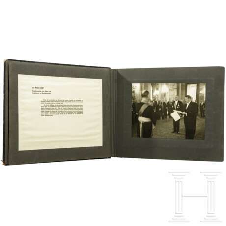 Geschenk-Fotoalbum der Partei 1937 mit 56 großformatigen Fotos und Textblättern - Foto 17