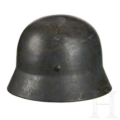 Stahlhelm M 35 der Luftwaffe mit beiden Abzeichen - Foto 6