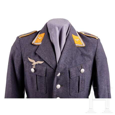 Waffenrock für einen Unteroffizier (OA) an einer Kriegsschule der Luftwaffe - фото 2