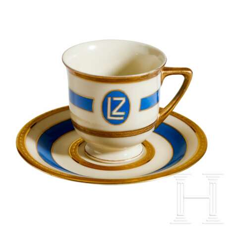 Kaffeegedeck der Zeppelin-Reederei - photo 3