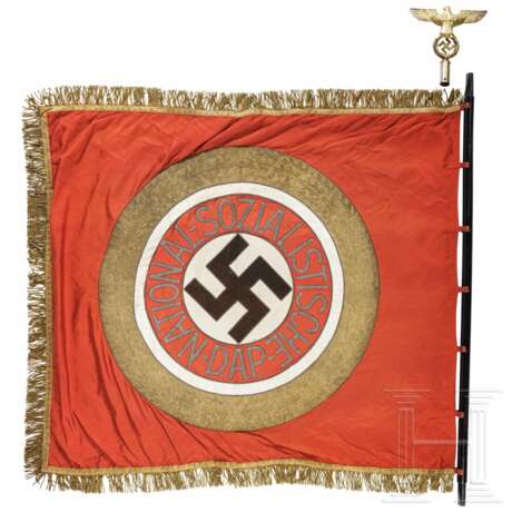 Fahne der "Alten Garde" der NSDAP - Foto 2