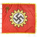 Fahne für NS-Musterbetriebe der Deutschen Arbeitsfront (DAF) - Foto 1