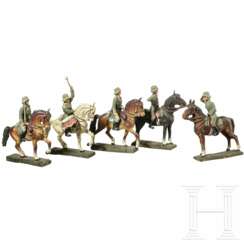 Fünf Lineol-Offiziere und Musiker zu Pferd mit Kesselpauker