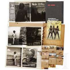 Leni Riefenstahl - Druck-Filme für die Bücher zu den Nuba von Kau, zwei Mappen der Sudan-Expedition, Zeichnungen und ca. 300 Postkarten