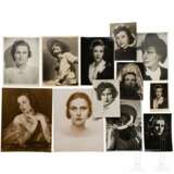 Leni Riefenstahl - zwölf Fotokarten, eine mit Signatur - фото 1