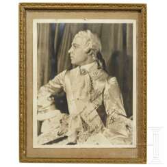Rudolph Valentino (1895 - 1926) - handsigniertes Portrait