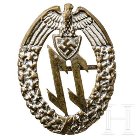 Erinnerungsabzeichen der Einsatzstaffel der Deutschen Mannschaft in Kroatien in Silber - photo 1