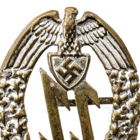 Erinnerungsabzeichen der Einsatzstaffel der Deutschen Mannschaft in Kroatien in Silber - photo 3