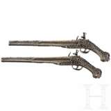 Ein Paar goldtauschierte und silbermontierte Prunk-Steinschlosspistolen, balkantürkisch, 19. Jhdt. - фото 3