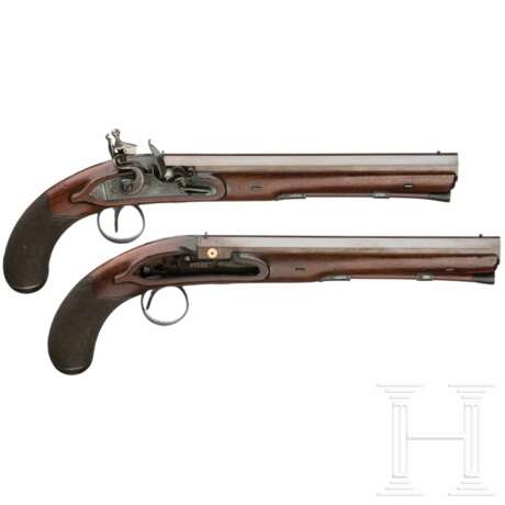 Ein Paar Perkussionspistolen im Kasten, P. Bond, London, um 1810 - фото 2