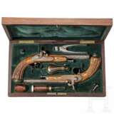 Ein Paar Perkussionspistolen im Kasten, Frankreich, um 1850 - photo 3