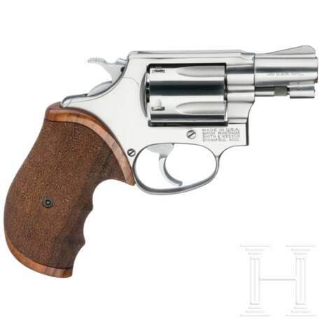 Smith & Wesson Mod. 60-3, "The .38 Chief's Special Stainless" - фото 3