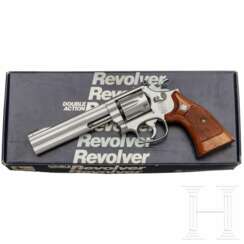 Smith & Wesson Mod. 617, "K-22 Masterpiece Stainless Full Lug - Target Champion", im Karton