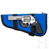 Smith & Wesson Mod. 629-3, "The .44 Magnum Classic Hunter Stainless", in Tasche - фото 1