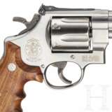 Smith & Wesson Mod. 629-4, "The Classic DX Stainless", im Karton - фото 3