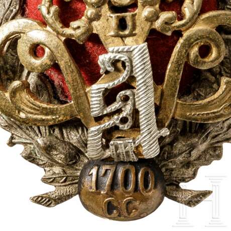 Abzeichen des 12. Astrachan-Grenadier-Regiments Kaiser Alexander III., um 1900 - фото 3