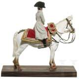 Kaiser Napoleon I. ab 1804 im Feld auf Pferd - Uniformfigur von Marcel Riffet, 20. Jhdt. - photo 3