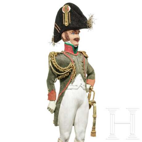 Offizier der Chasseurs à cheval de la Garde in Gesellschaftsuniform um 1810 - Uniformfigur von Marcel Riffet, 20. Jhdt. - Foto 6