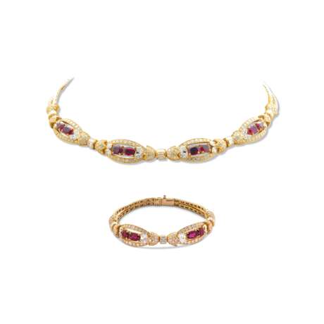 CARTIER RUBY AND DIAMOND NECKLACE AND BRACELET SET - Foto 1