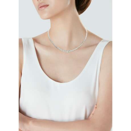 DIAMOND NECKLACE, BRACELET AND EARRING SUITE - фото 11
