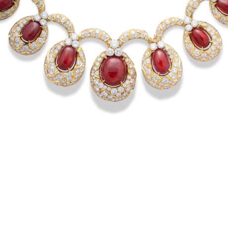 RUBY AND DIAMOND NECKLACE - photo 2