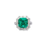 EMERALD AND DIAMOND RING - photo 1