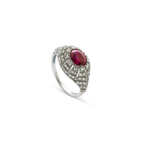 EARLY 20TH CENTURY RUBY AND DIAMOND RING - photo 2