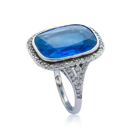 EARLY 20TH CENTURY SAPPHIRE AND DIAMOND RING - Foto 2