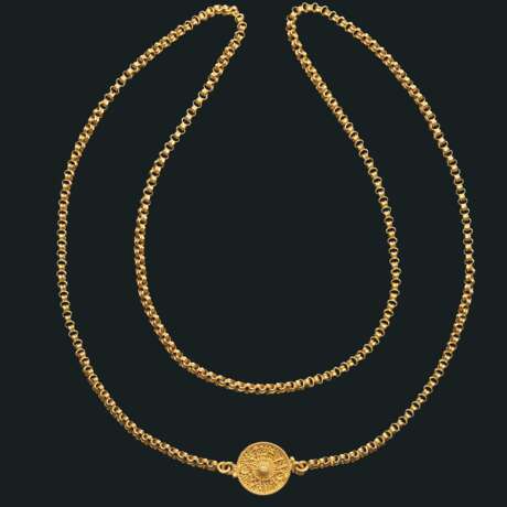 A BYZANTINE GOLD NECKLACE - Foto 1