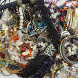 Lot Modeschmuck. - Foto 1