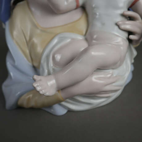 Porzellanskulptur Madonna mit Kind - Foto 4
