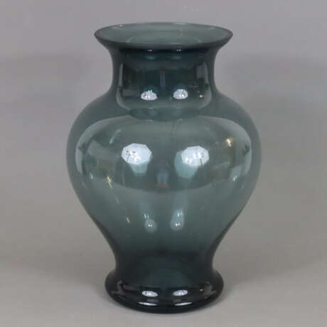 Vintage Vase - photo 1