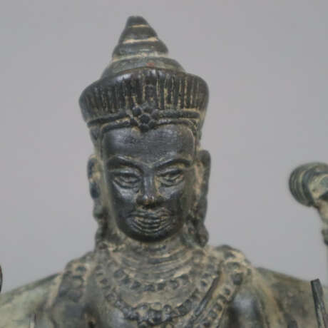Bronzefigur einer Khmer - фото 3