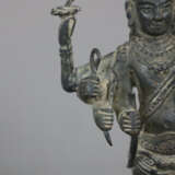 Bronzefigur einer Khmer - photo 4
