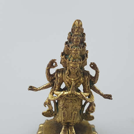 Filigrane Miniaturfigur des Ekadashahamukha - фото 2